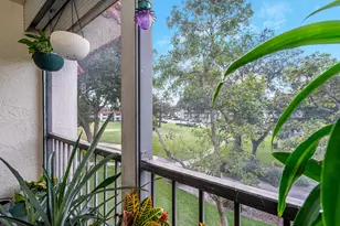 8911 S Hollybrook Blvd, Pembroke Pines, FL 33025 - Photo 15