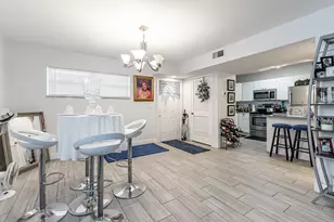 8911 S Hollybrook Blvd, Pembroke Pines, FL 33025 - Photo 1