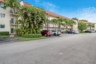 8911 S Hollybrook Blvd, Pembroke Pines, FL 33025 - Photo 19