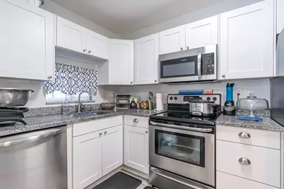 8911 S Hollybrook Boulevard #306, Pembroke Pines, FL 33025 - Photo 9