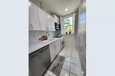 900 16th Street #102, Miami Beach, FL 33139 - Photo 17