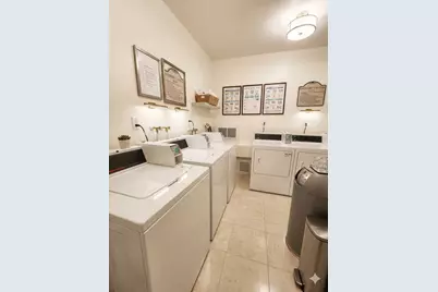 900 16th Street #102, Miami Beach, FL 33139 - Photo 31