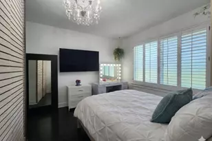 900 16th St, Miami Beach, FL 33139 - Photo 13