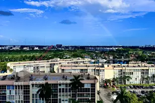 600 Three Islands Boulevard, Hallandale Beach, FL 33009 - Photo 15