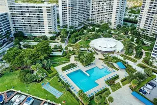 600 Three Islands Boulevard, Hallandale Beach, FL 33009 - Photo 13