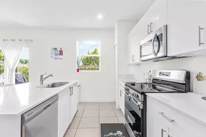 2688 NW 55th Terrace, Lauderhill, FL 33313 - Photo 13