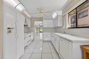 2240 SW 92nd Ter, Davie, FL 33324 - Photo 29