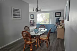 17 S Lakeside Dr, Lake Worth Beach, FL 33460 - Photo 9