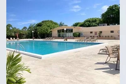 480 Executive Center Drive #4a, West Palm Beach, FL 33401 - Photo 13
