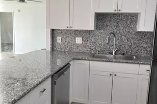 480 Executive Center Dr, West Palm Beach, FL 33401 - Photo 25