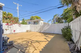 320 N J St, Lake Worth Beach, FL 33460 - Photo 9