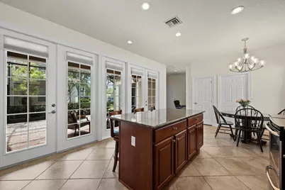 8203 Calterra Drive, Palm Beach Gardens, FL 33418 - Photo 9
