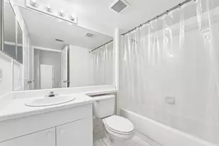 2640 S University Dr, Davie, FL 33328 - Photo 9