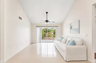 2640 S University Dr, Davie, FL 33328 - Photo 3