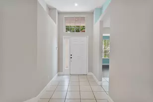 981 Delray Lakes Dr, Delray Beach, FL 33444 - Photo 5