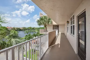 250 Jacaranda Dr, Plantation, FL 33324 - Photo 3