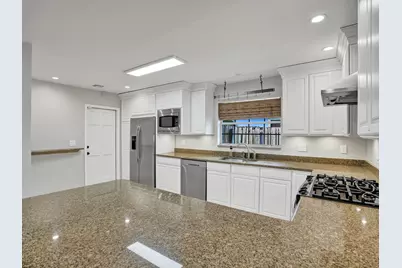 4440 NE 17th Terrace, Oakland Park, FL 33334 - Photo 11