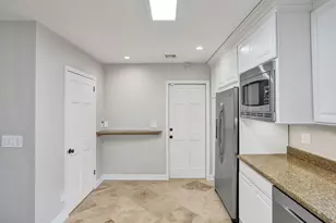4440 NE 17th Terrace, Oakland Park, FL 33334 - Photo 15