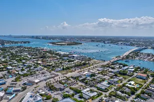 2800 N Ocean Dr, Singer Island, FL 33404 - Photo 47