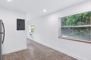233 NE 13th St, Delray Beach, FL 33444 - Photo 13