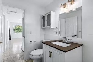 233 NE 13th St, Delray Beach, FL 33444 - Photo 21