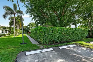233 NE 13th St, Delray Beach, FL 33444 - Photo 3