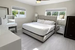 460 SW 55th Ave, Plantation, FL 33317 - Photo 5