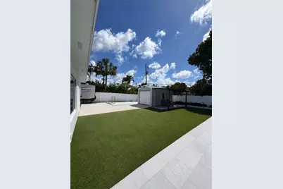 460 SW 55th Avenue, Plantation, FL 33317 - Photo 9