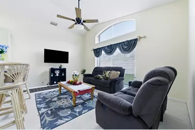 5317 Oakmont Village Circle, Lake Worth, FL 33463 - Photo 11
