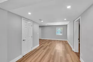 125 E Hart St, Lantana, FL 33462 - Photo 11