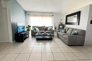 8600 NW 193rd Ter, Hialeah, FL 33015 - Photo 3
