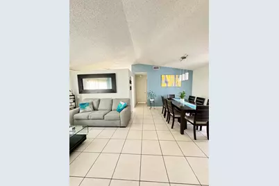 8600 NW 193rd Terrace, Hialeah, FL 33015 - Photo 5