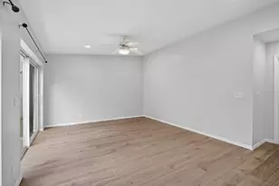 10772 SW 14th Pl, Davie, FL 33324 - Photo 17