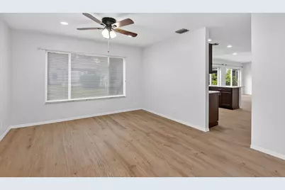 10772 SW 14th Place, Davie, FL 33324 - Photo 9