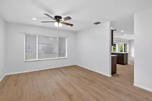 10772 SW 14th Pl, Davie, FL 33324 - Photo 9