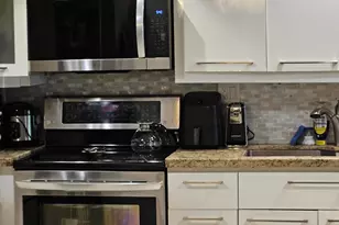 2617 N 40th Ave, Hollywood, FL 33021 - Photo 7