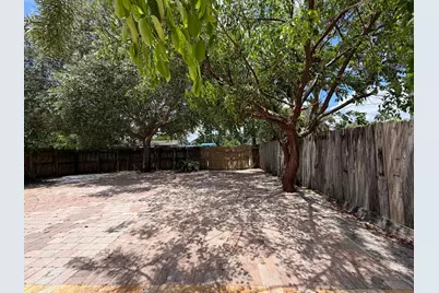 4250 NE 12th Avenue, Pompano Beach, FL 33064 - Photo 25
