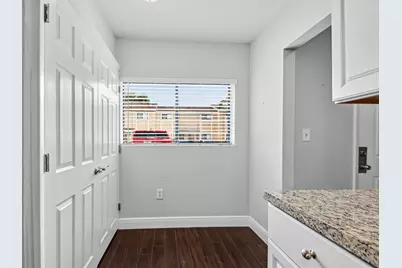 307 Palm Circle E, Pembroke Pines, FL 33025 - Photo 25