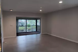 8045 Eastlake Dr, Boca Raton, FL 33433 - Photo 3