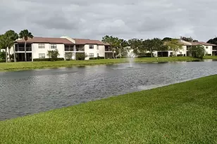 8045 Eastlake Dr, Boca Raton, FL 33433 - Photo 15