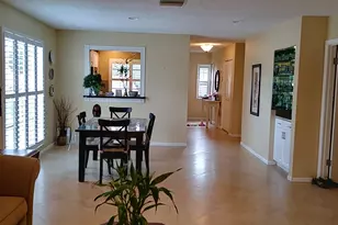 8045 Eastlake Dr, Boca Raton, FL 33433 - Photo 5