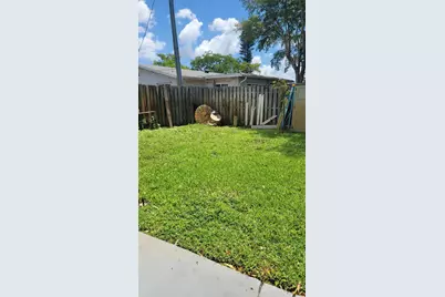 2590 NW 98th Avenue, Sunrise, FL 33322 - Photo 31