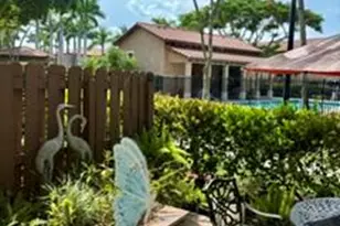 6898 Julia Gardens Dr, Coconut Creek, FL 33073 - Photo 11