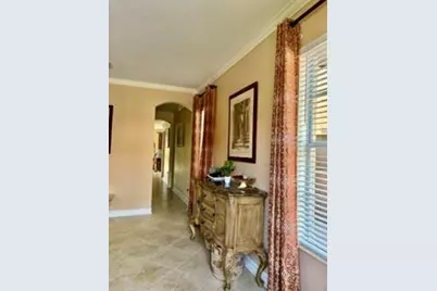 6898 Julia Gardens Drive, Coconut Creek, FL 33073 - Photo 5