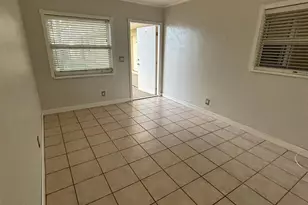 1301 N 12th Ct, Hollywood, FL 33019 - Photo 5