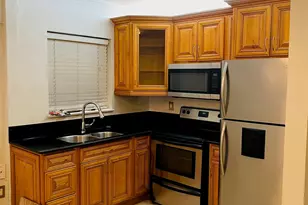 1301 N 12th Ct, Hollywood, FL 33019 - Photo 3