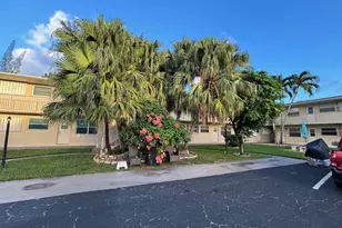 1301 N 12th Ct, Hollywood, FL 33019 - Photo 13