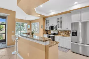 8025 NW 127th Ln, Parkland, FL 33076 - Photo 17