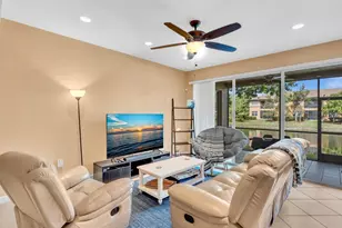 8025 NW 127th Ln, Parkland, FL 33076 - Photo 15
