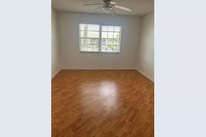 1537 SE Royal Green Circle SE #E 201, Port Saint Lucie, FL 34952 - Photo 17